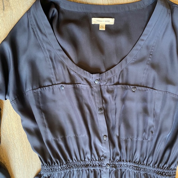 Navy waist fitting lightweight dress - Picture 3 of 3